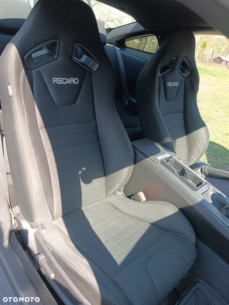 Ford Mustang 3.7 V6 - 11