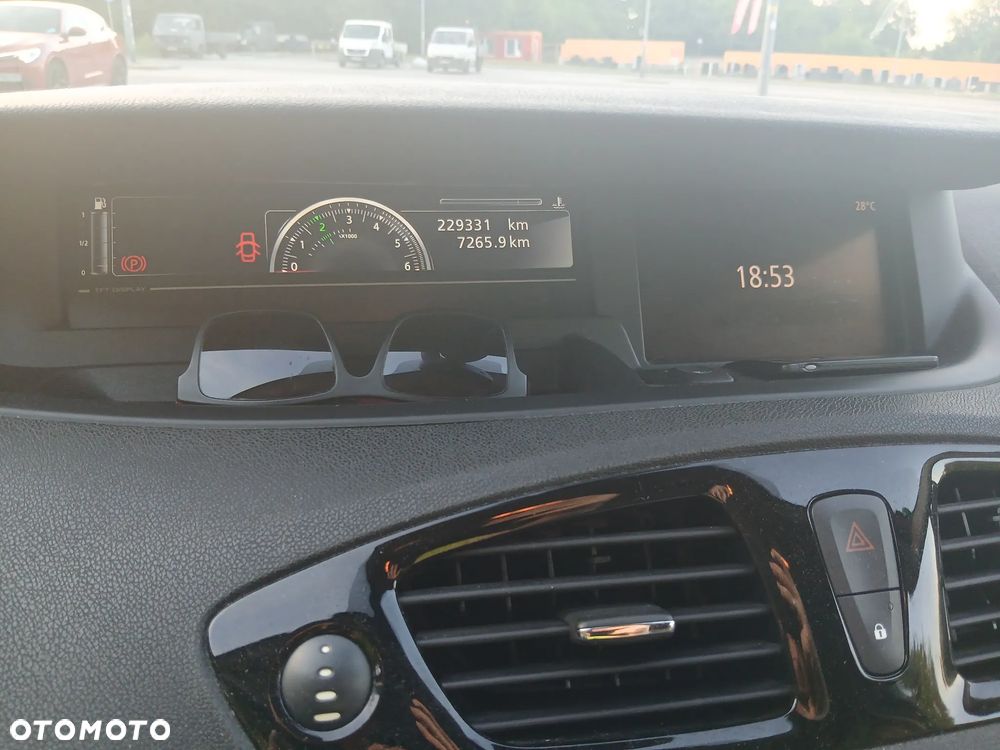 Renault Scenic 1.6 dCi Energy Bose Edition - 6