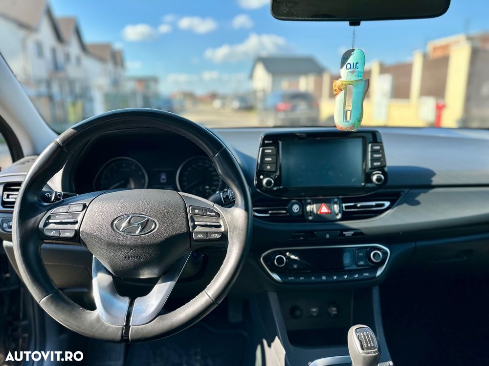 Hyundai i30 1.5 T-GDI MHEV 160CP Highway - 8