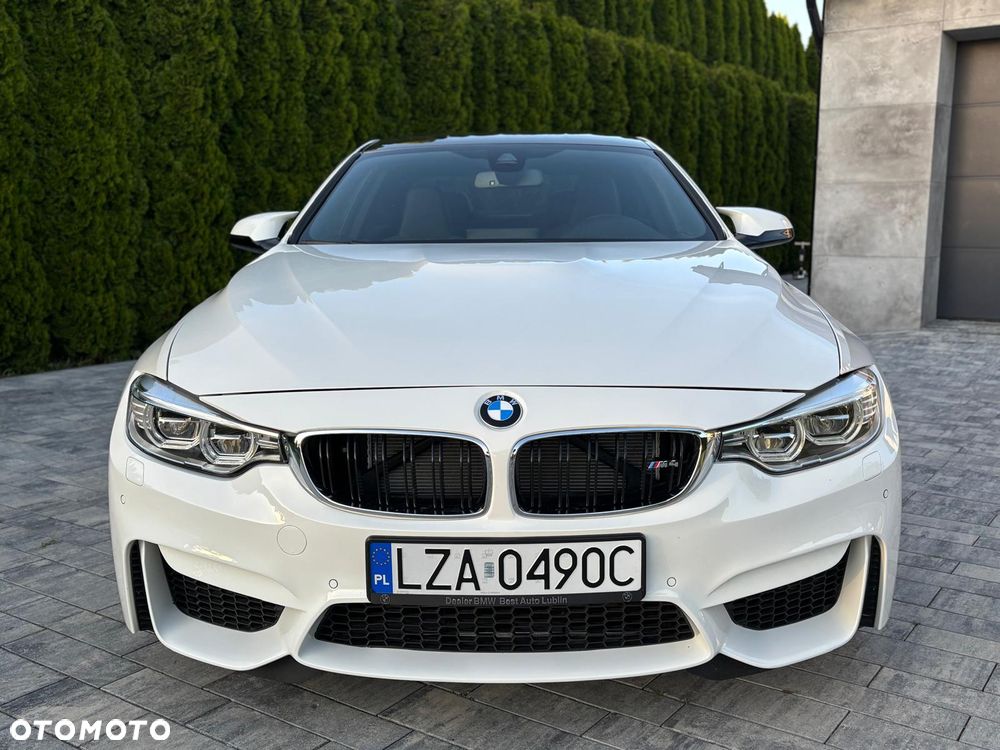 BMW M4 DKG - 10