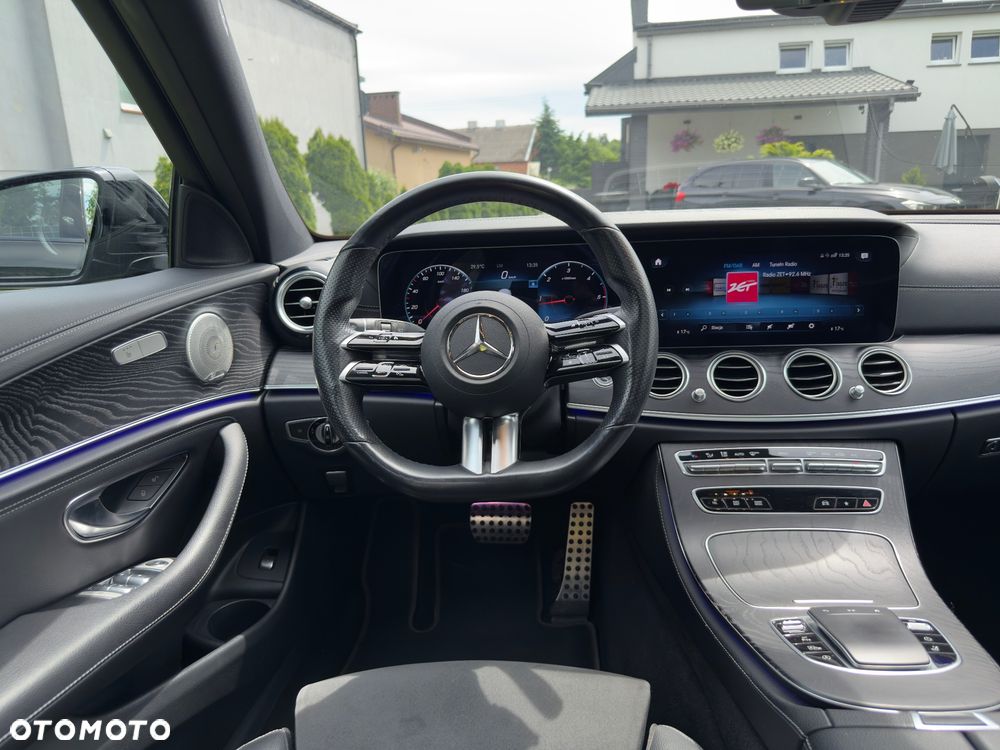Mercedes-Benz Klasa E 220 d 9G-TRONIC AMG Line - 16