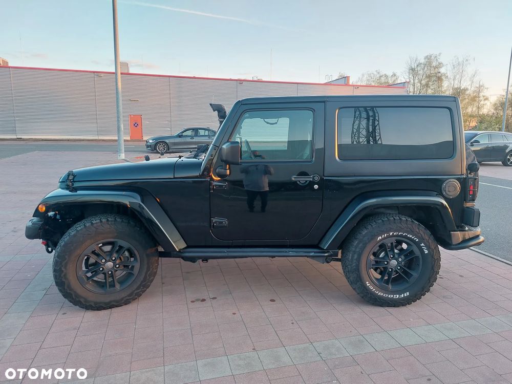 Jeep Wrangler - 2