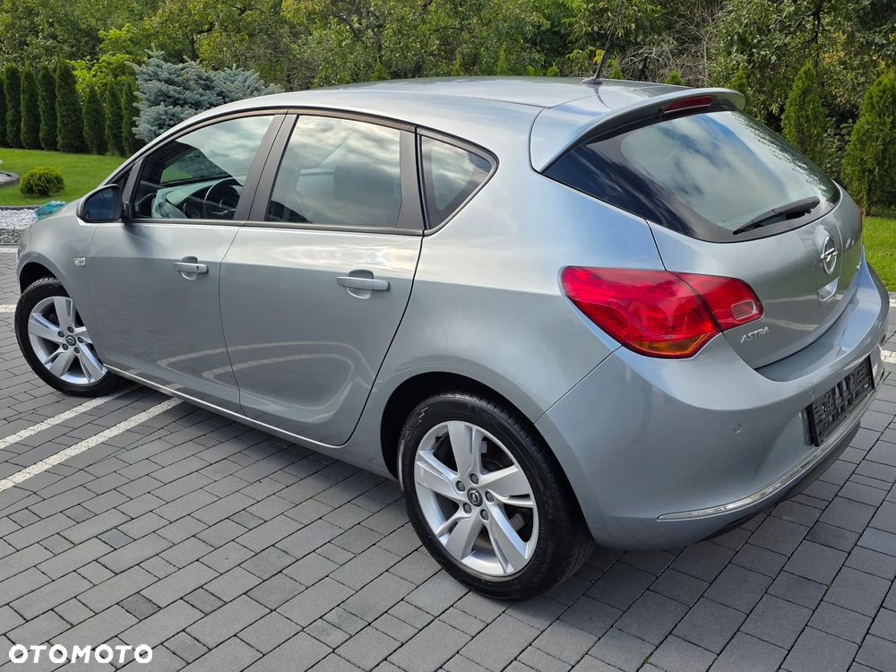 Opel Astra 1.7 CDTI DPF Design Edition - 7