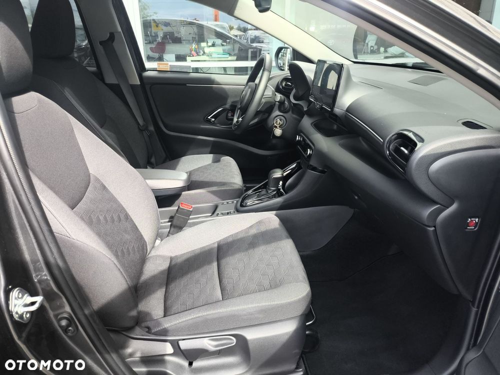 Toyota Yaris Hybrid 1.5 Style - 21