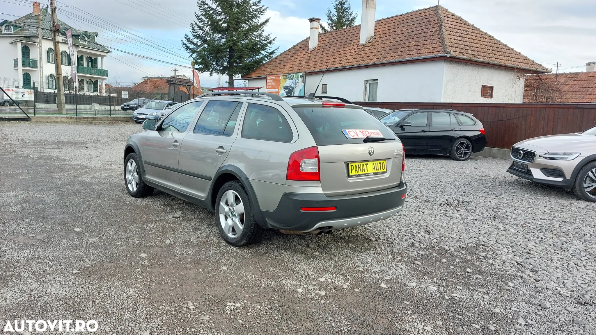 Skoda Octavia Combi 2.0 TDI DPF Scout 4x4 - 6