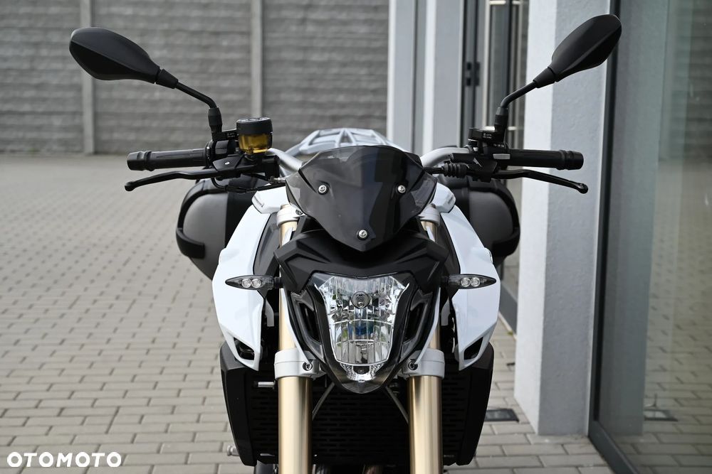 BMW F - 39