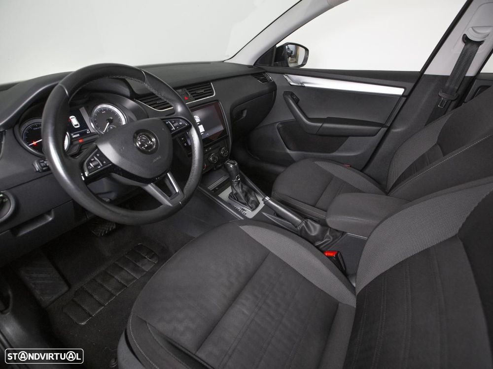 Skoda Octavia Break 2.0 TDI Ambition DSG - 8