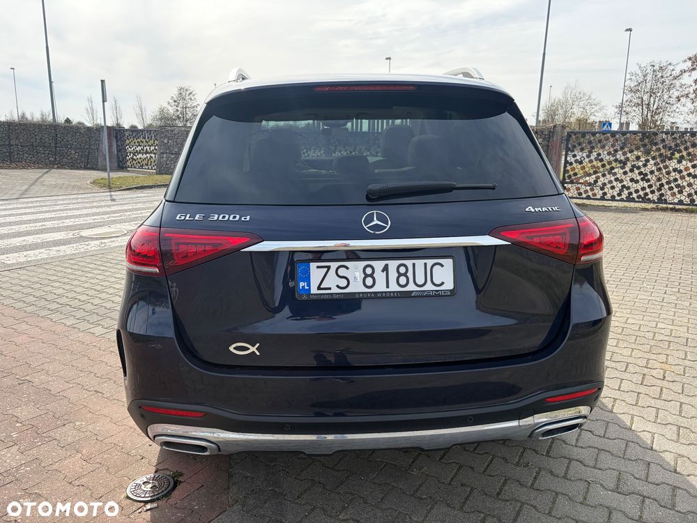 Mercedes-Benz GLE - 15