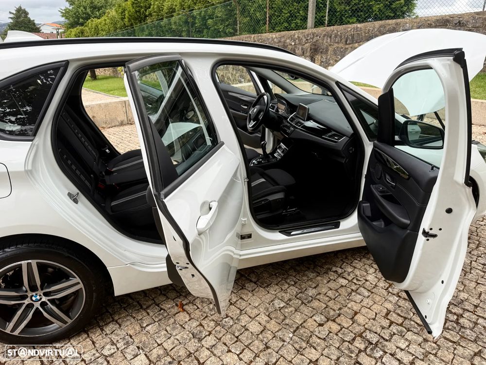 BMW 216 Active Tourer d Line Sport - 41