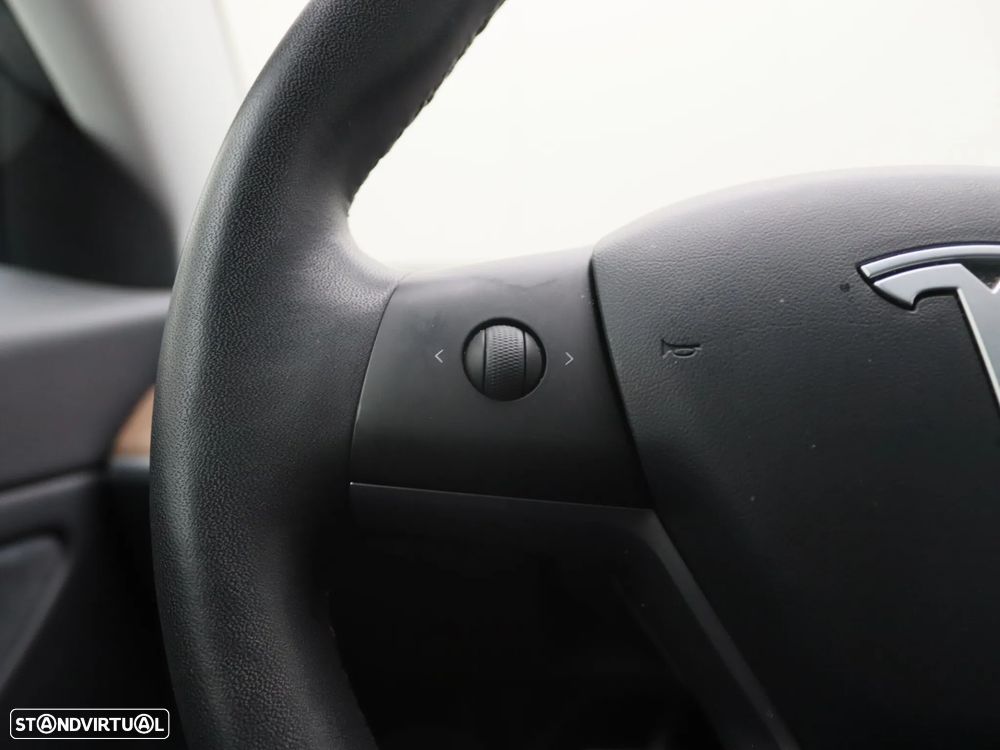 Tesla Model 3 Performance Dual Motor AWD - 18