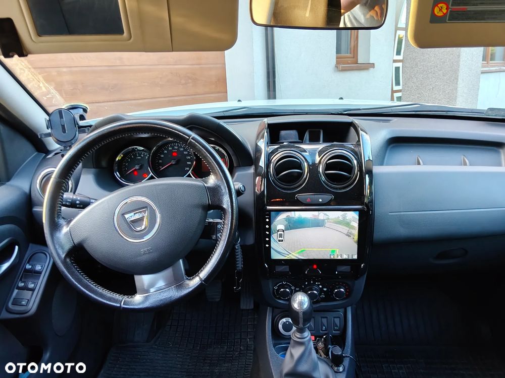 Dacia Duster 1.6 Laureate 4x4 - 8