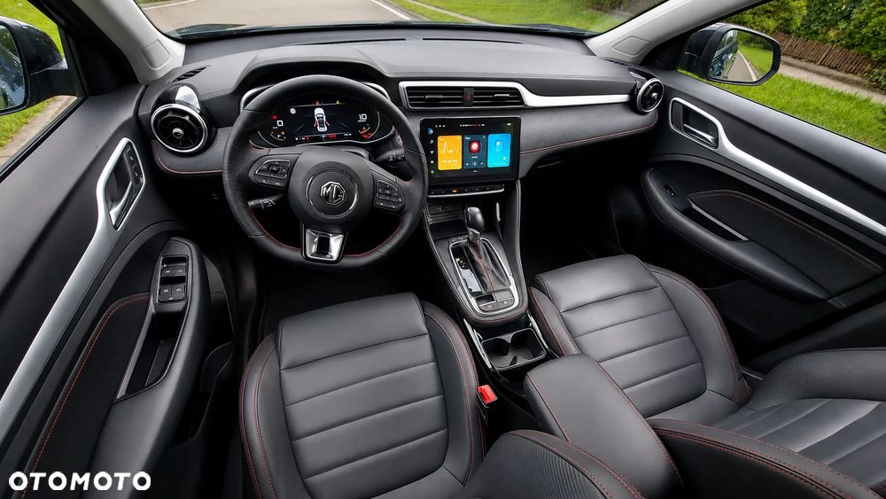 MG ZS - 7