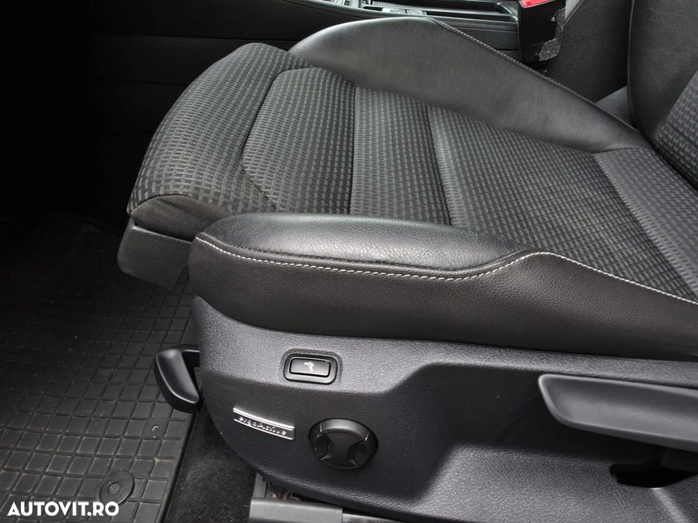 Volkswagen Golf - 18