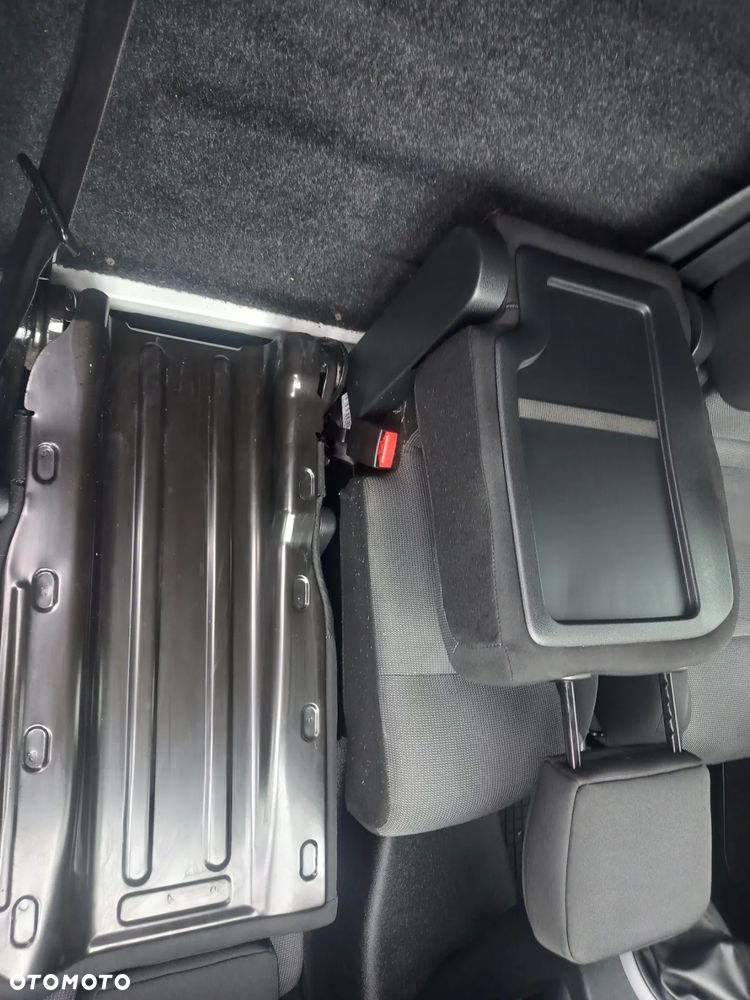 Peugeot Partner 1.6HDI 3 Osob 2018 L2 Long Długi Salon PL Klima Tempomat - 17