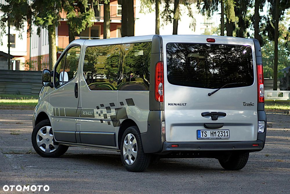 Renault Trafic L1H1 Passenger Lux - 22