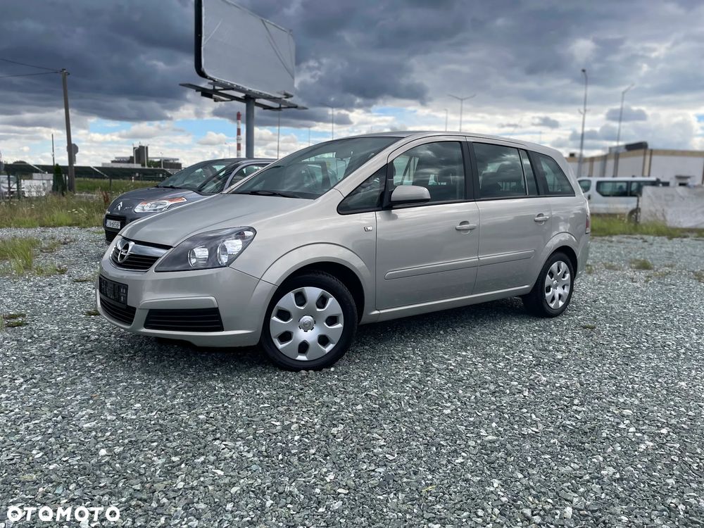Opel Zafira - 1