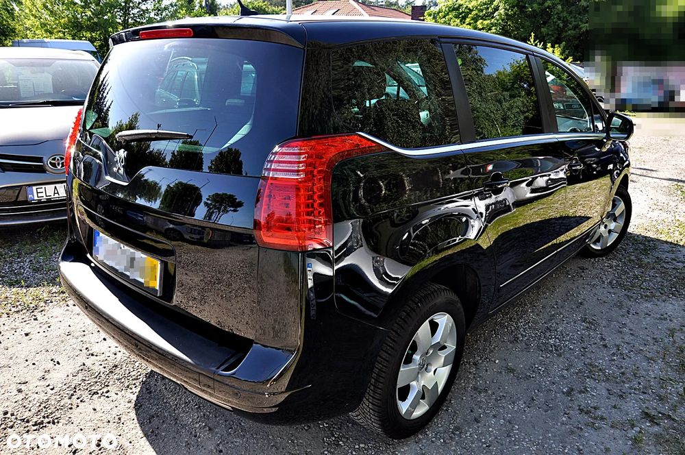 Peugeot 5008 2.0 HDi Family - 11
