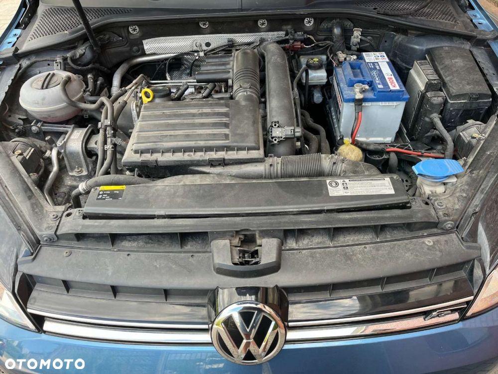 Volkswagen Golf 1.4 TSI BlueMotion Technology Cup - 27
