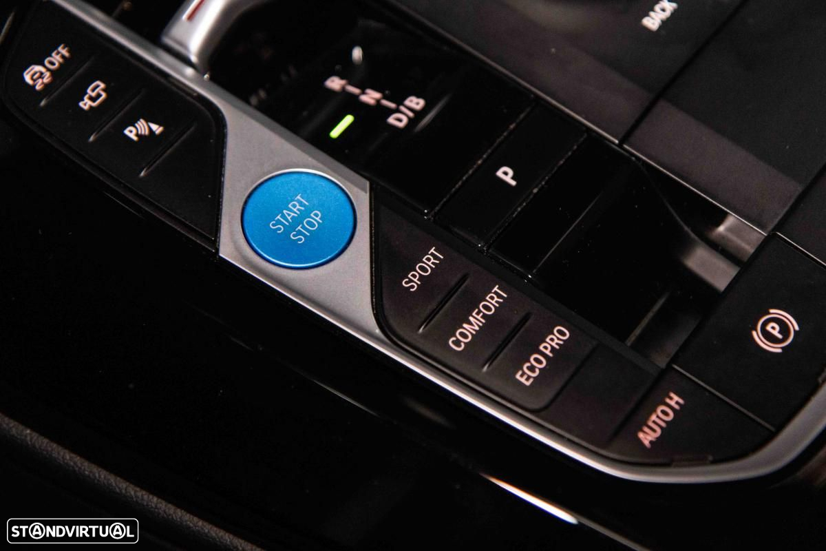 BMW iX3 M Sport Inspiring - 45