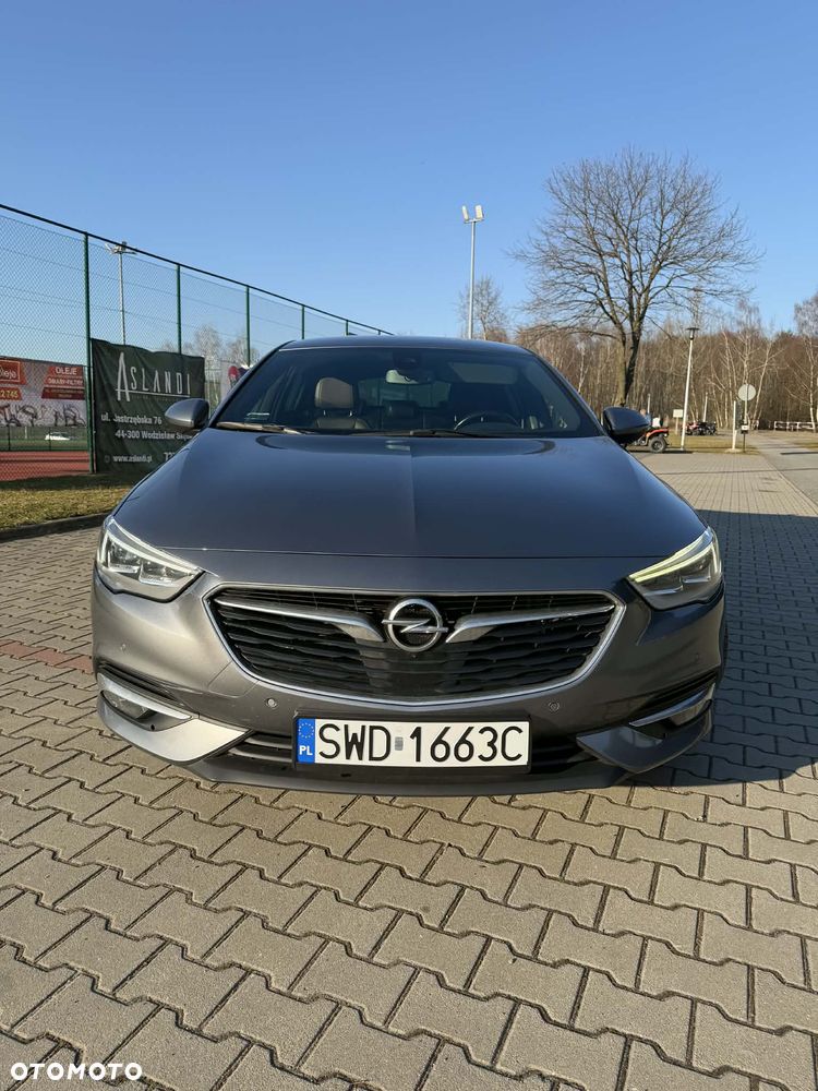 Opel Insignia 2.0 T 4x4 Exclusive S&S - 3