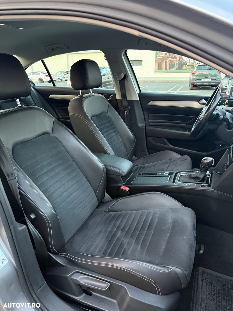 Volkswagen Passat 2.0 TDI DSG Highline - 14