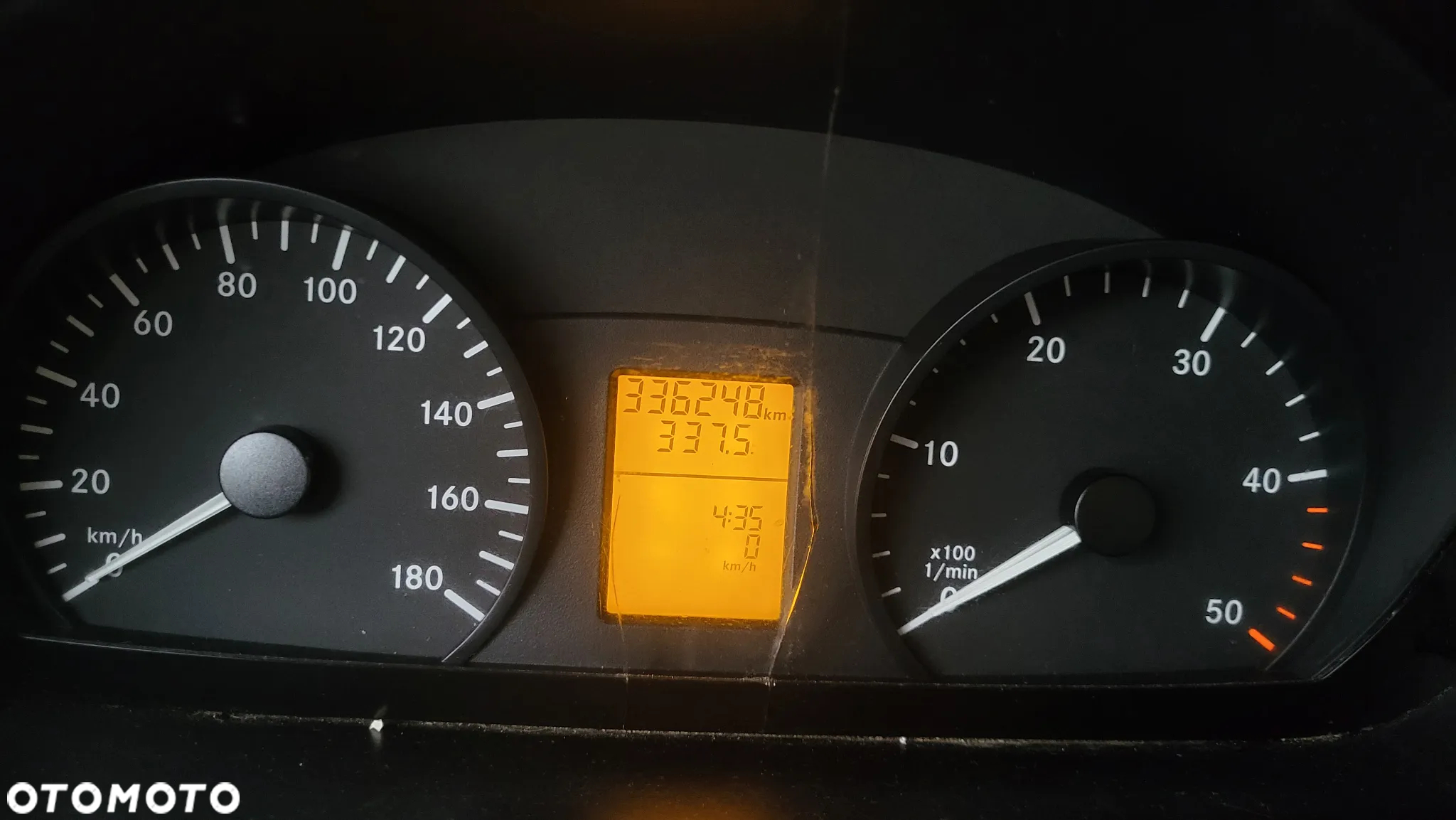 Mercedes-Benz Sprinter - 19