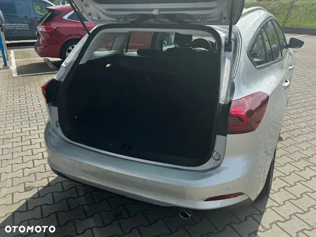 Ford Focus 1.0 EcoBoost Titanium - 9