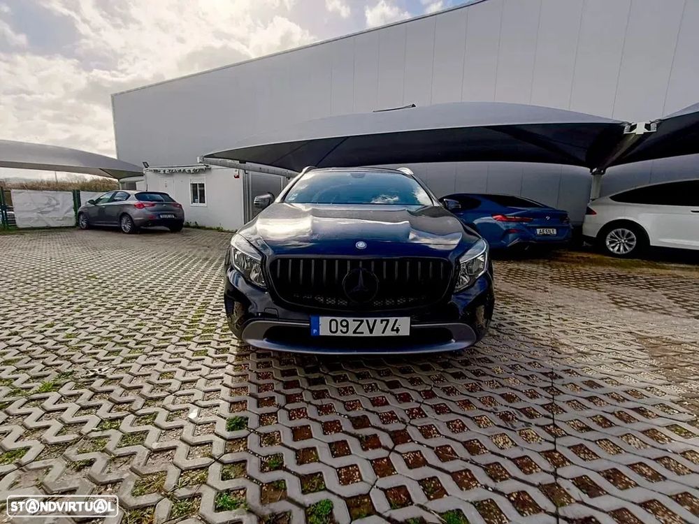 Mercedes-Benz GLA 180 (CDI) d - 11