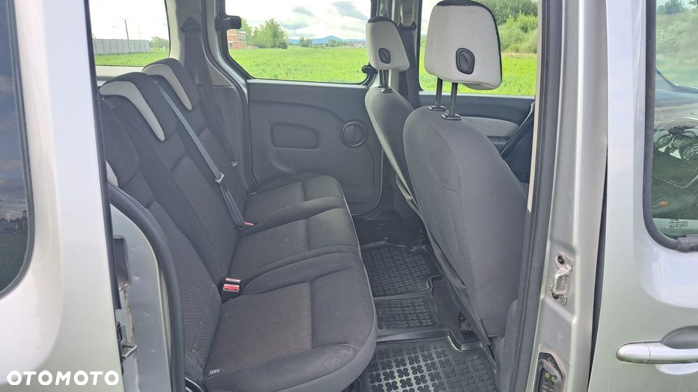 Renault Kangoo dCi 110 FAP Start & Stop Grand - 11