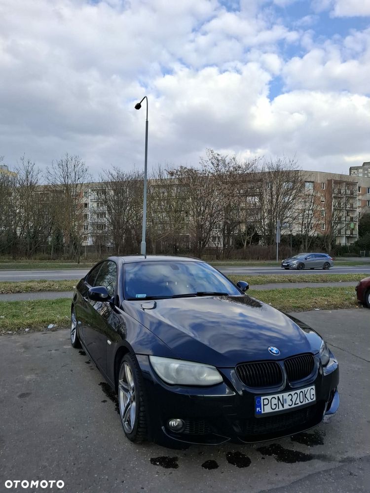BMW Seria 3 318i - 4