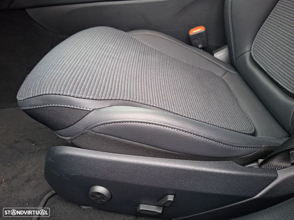 Mercedes-Benz C 300 de Avantgarde - 15