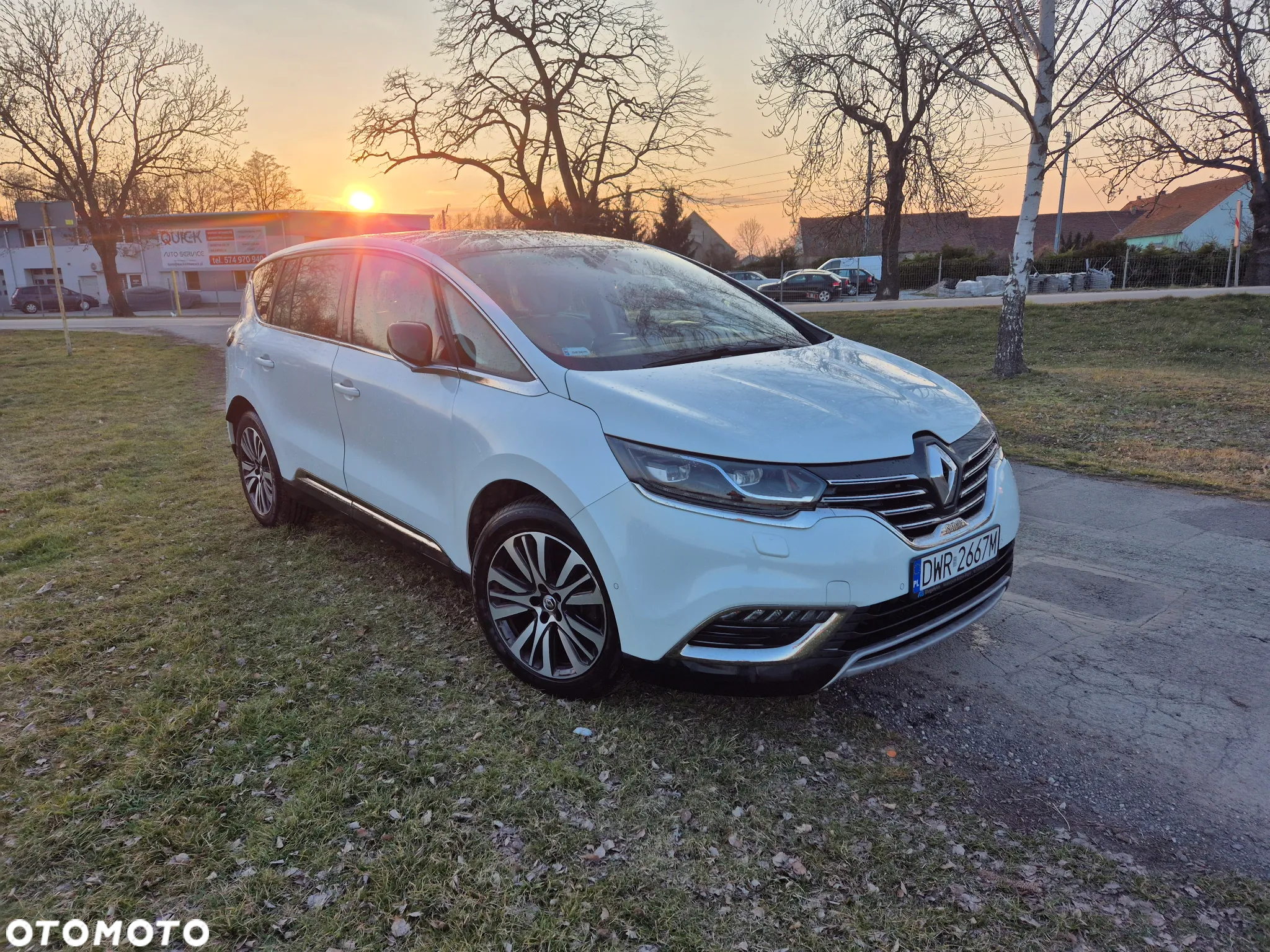 Renault Espace 1.6 dCi Energy Initiale Paris EDC - 3