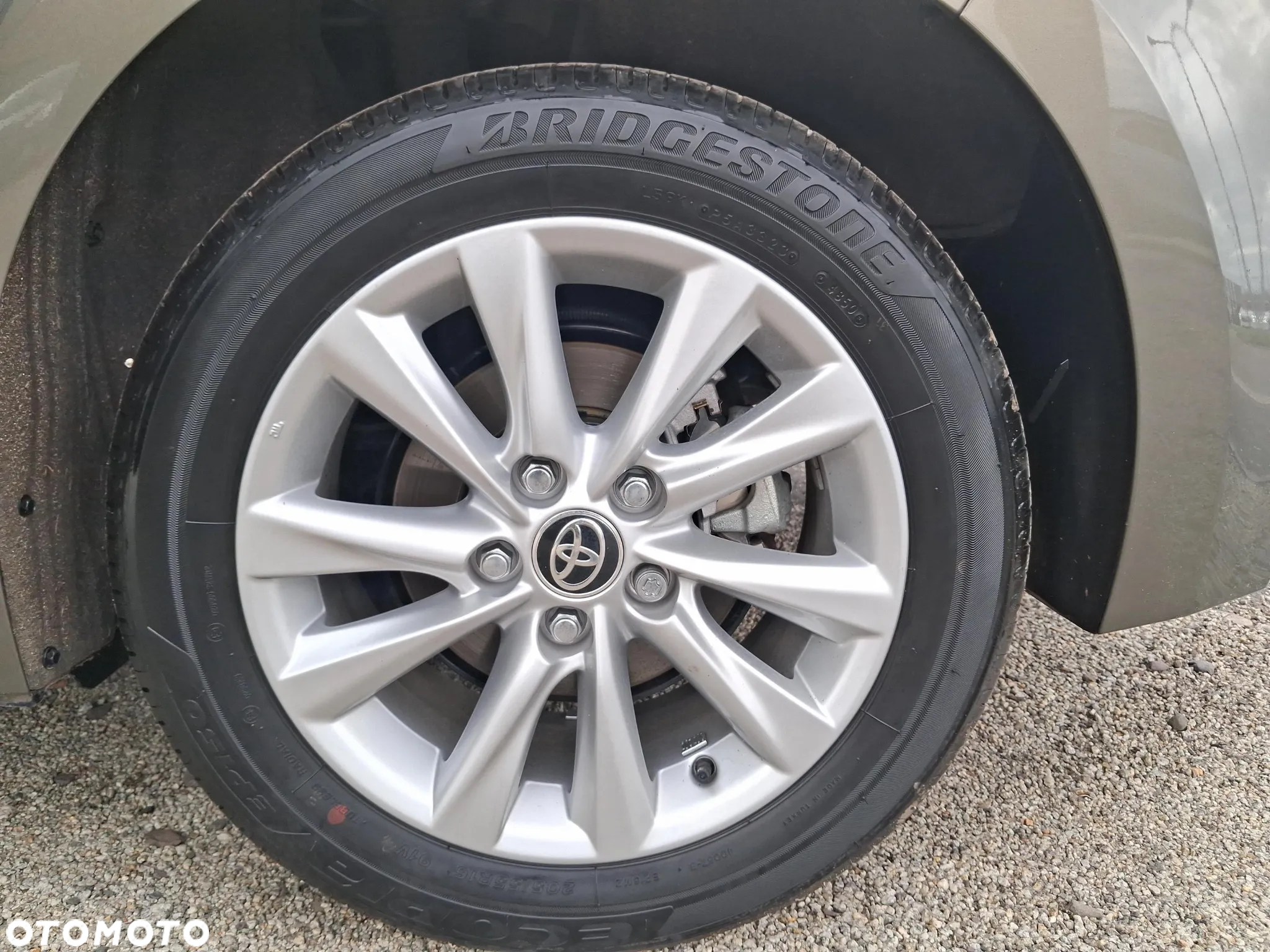 Toyota Corolla 1.8 Hybrid Comfort - 26
