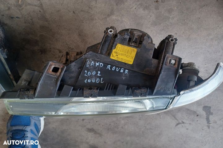 FAR DREAPTA XENON Land Rover - 2
