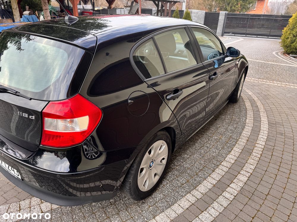 BMW Seria 1 118d DPF - 3