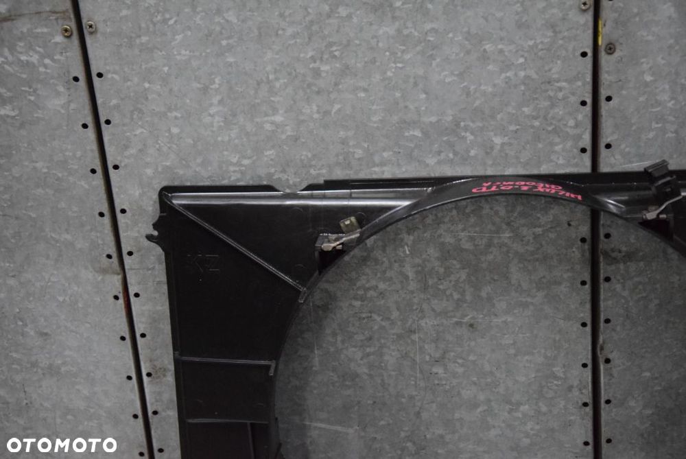 TOYOTA 4 RUNNER OSŁONA WENTYLATORA - 11