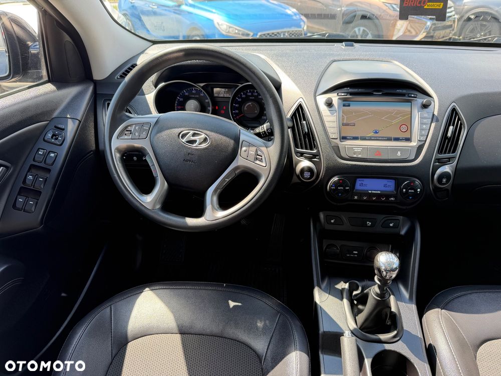 Hyundai ix35 1.6 2WD Fifa World Cup Edition - 19