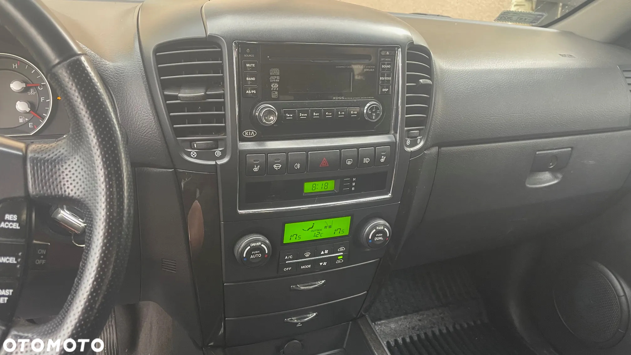 Kia Sorento - 12