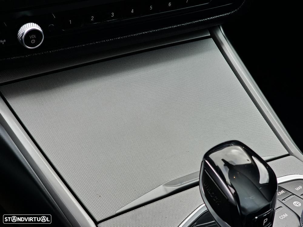 BMW 330 e Corporate Edition Auto - 22