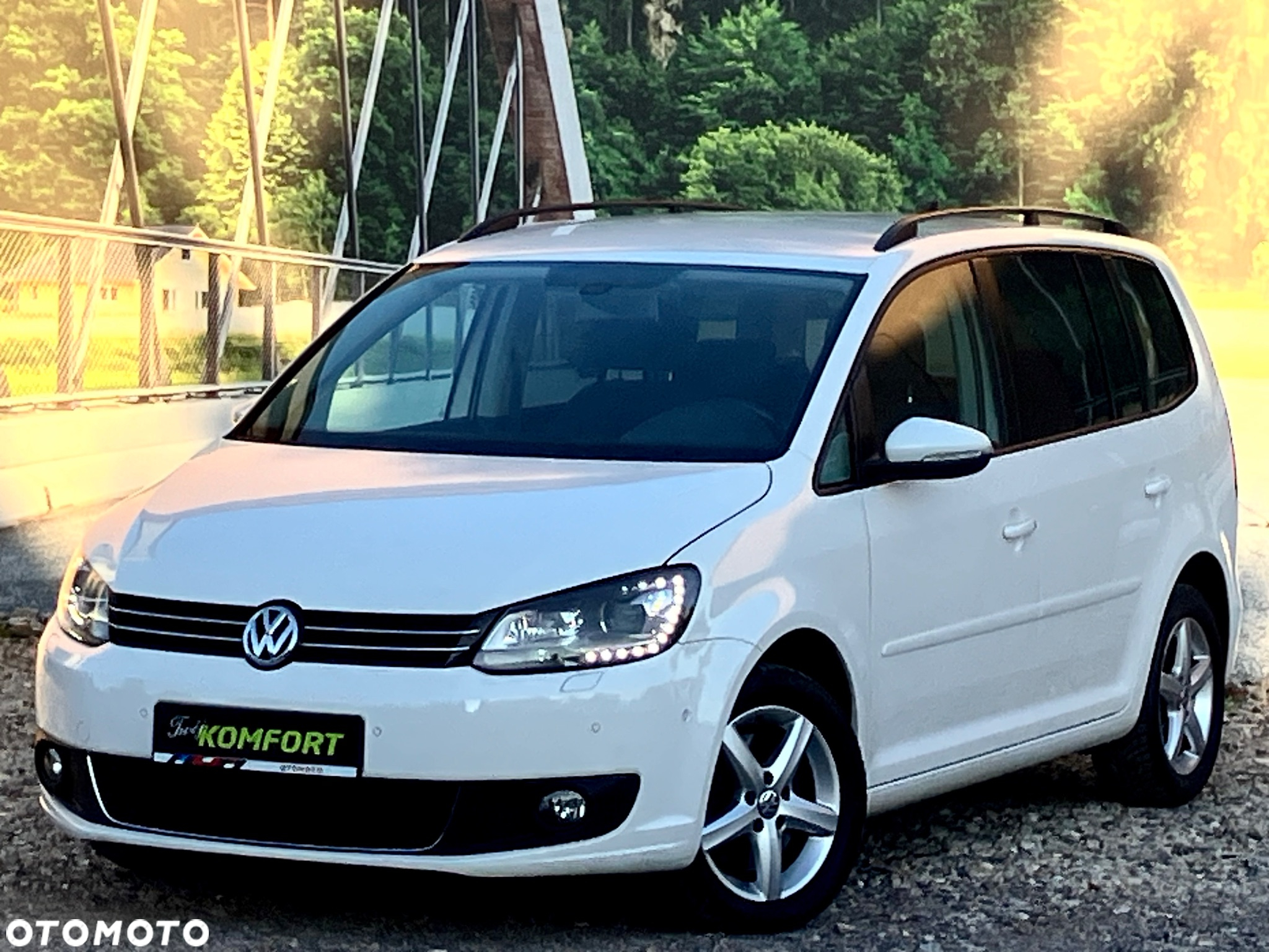 Volkswagen Touran 1.4 TSI DSG Highline - 3