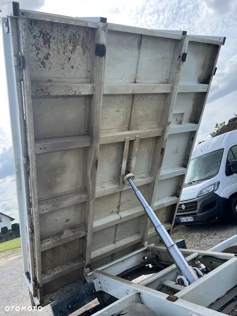 Iveco Daily wywrotka 35C14 2,3 140 KM klima tempomat - 20