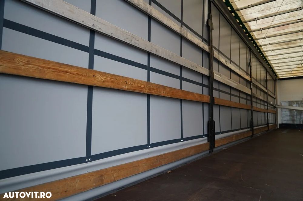 Wielton / SEMIREMORCĂ CU PRELATĂ (CURTAINSIDER) / STANDARD / AXĂ RIDICABILĂ / - 18