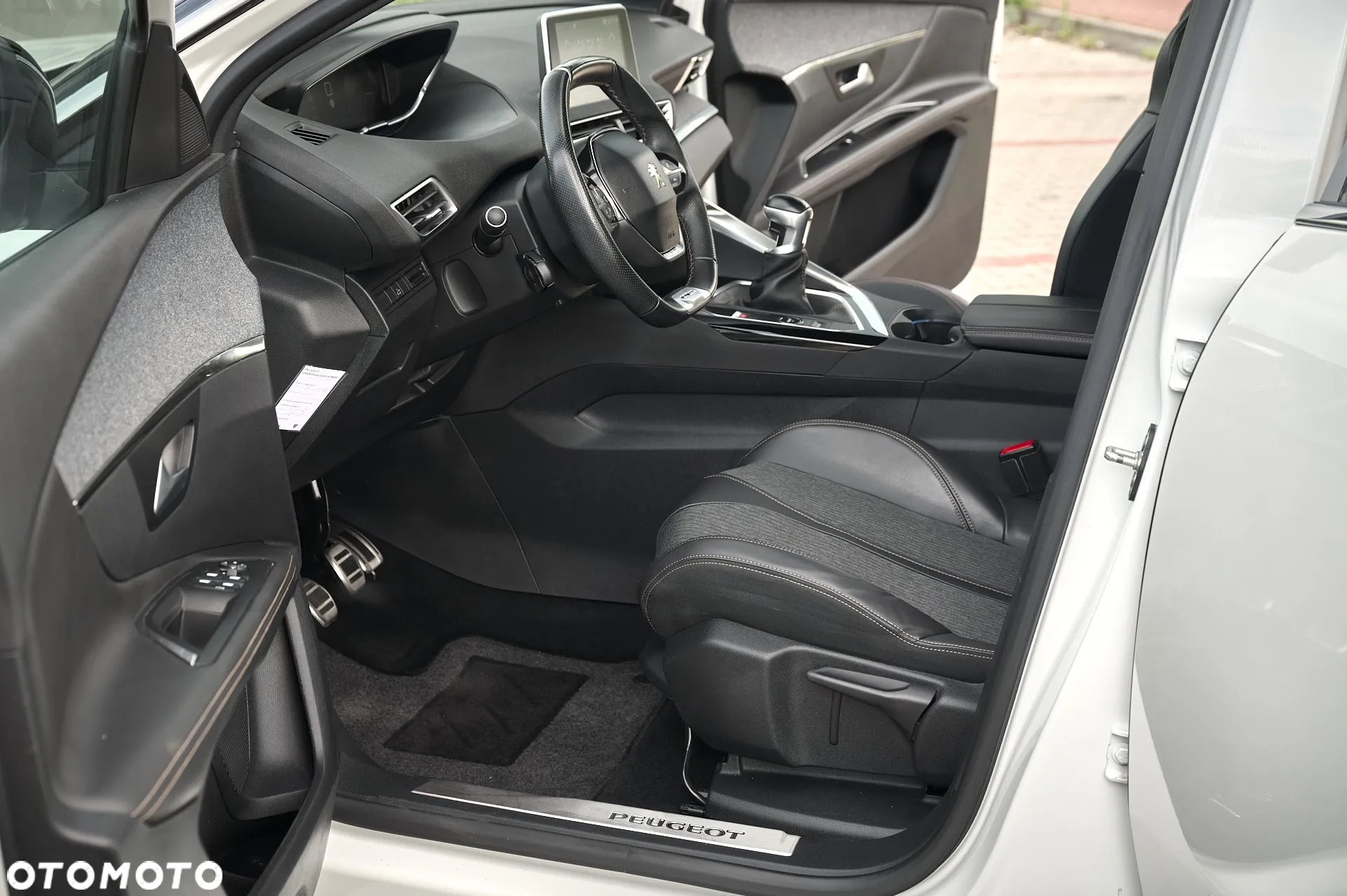 Peugeot 3008 1.5 BlueHDi GT S&S - 20