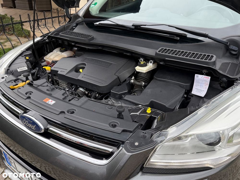 Ford Kuga 2.0 TDCi 4x4 ST-Line - 39