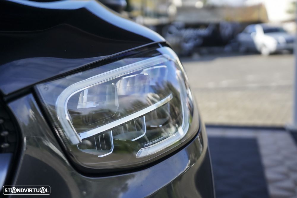 Mercedes-Benz GLC 300 e Coupe 4Matic 9G-TRONIC Avantgarde Advanced - 8