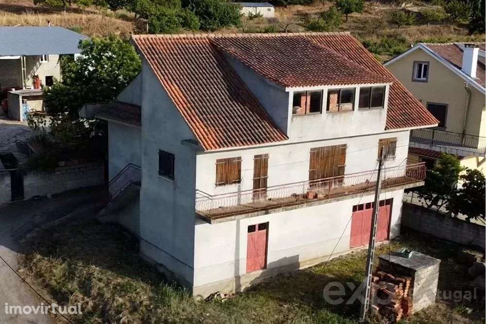 Moradia V3 em Bornes, Macedo de Cavaleiros em fase de construção - Grande imagem: 2/20