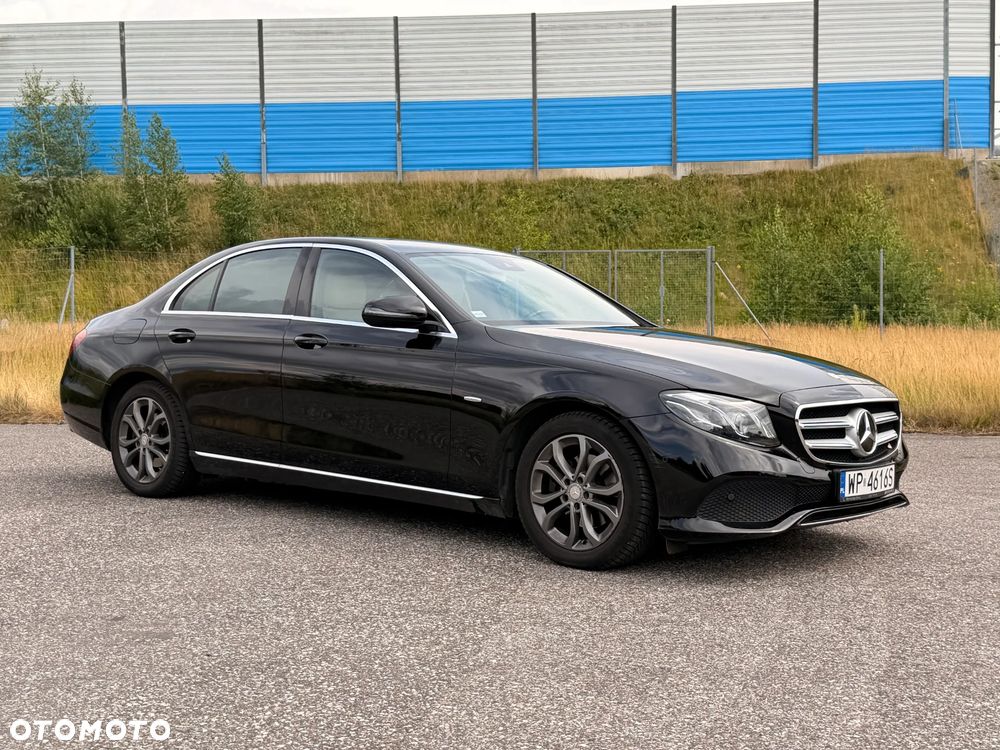 Mercedes-Benz Klasa E 220 d 4-Matic 9G-TRONIC - 7