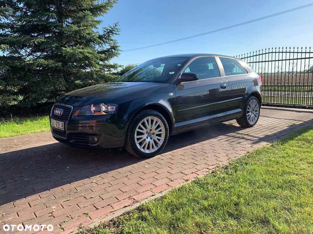 Audi A3 3-drzwiowe 1.6 Ambiente - 28