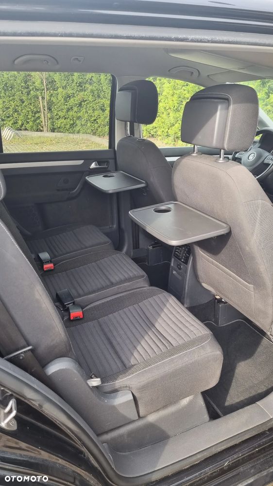 Volkswagen Touran 2.0 TDI DPF BlueMotion Technology Cup - 15