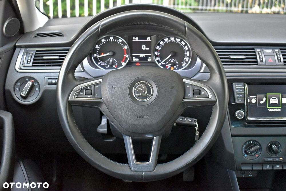 Skoda RAPID 1.2 TSI Joy - 14